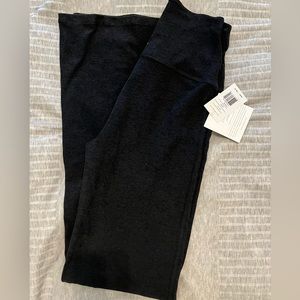 Beyond Yoga M Flare pants